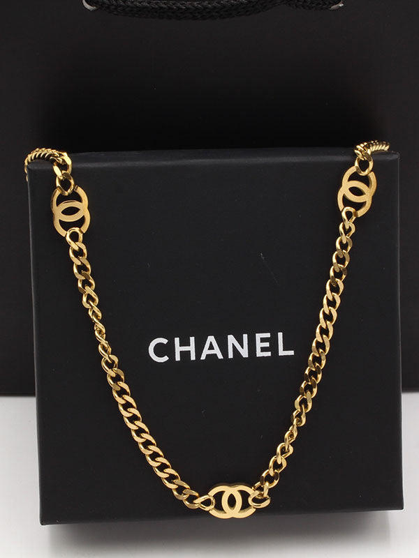 تشوكر شانيل ذهبي لوقو سلسال chanel ذهبي