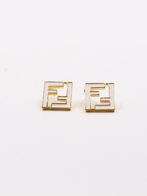 حلق فندي سكوير لوقو حلق fendi ابيض ذهبي
