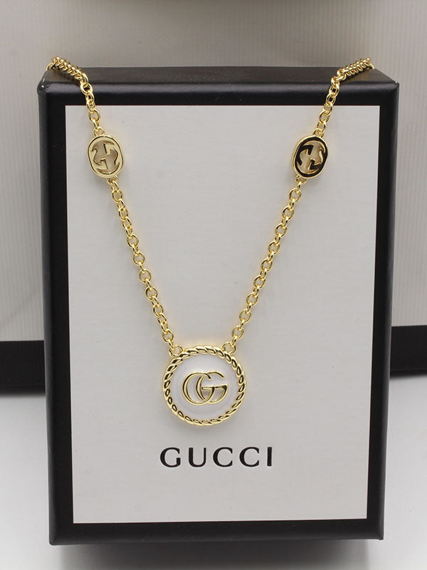 سلسال قوتشي ابيض لوقو سلسال gucci ذهبي