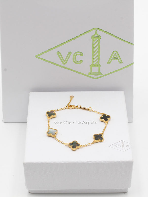 اساور فان كليف لوقو صغير اسواره van cleef