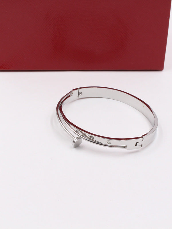 اسواره كارتير ناعمه مسمار بانقل اسواره CARTIER فضي