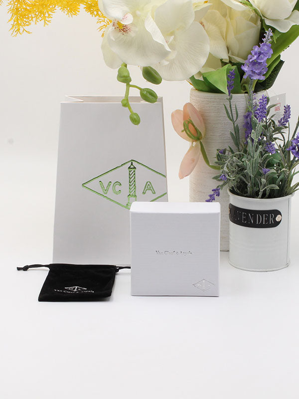 ملحقات فان كليف الاصلية للاساور و للاطقم هدايا van cleef