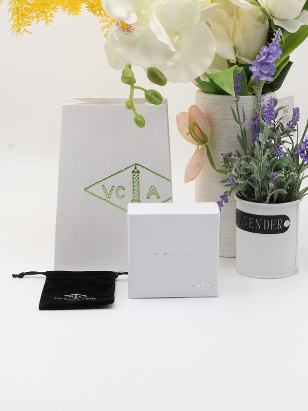 ملحقات فان كليف الاصلية للاساور مخدة هدايا van cleef