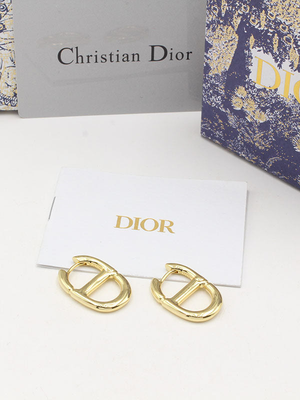 حلق ديور ربقيلور حلق dior