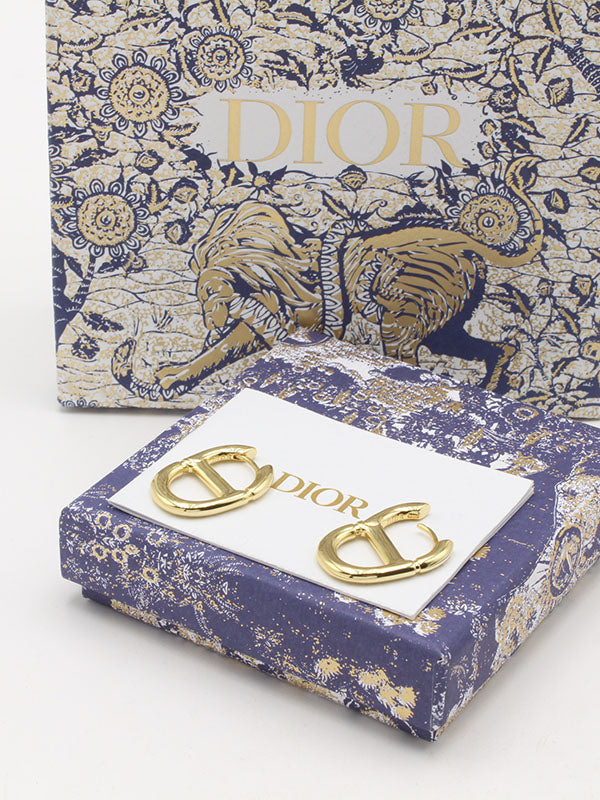 حلق ديور ربقيلور حلق dior