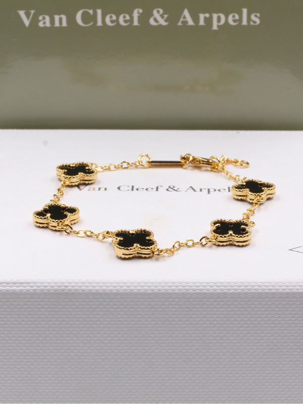 اساور فان كليف لوقو وسط اسواره van cleef اسود