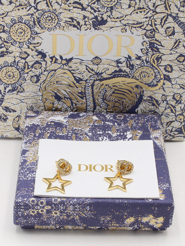حلق ديور ستار لوقو حلق dior