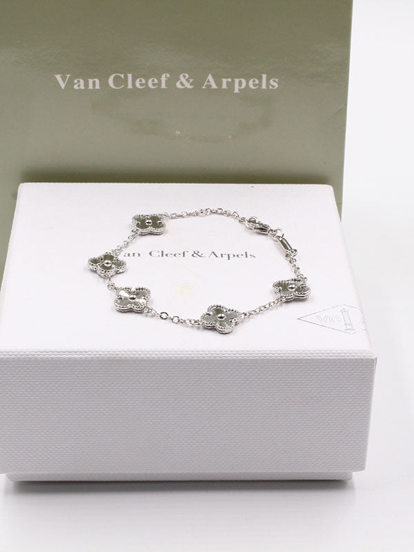 اساور فان كليف لوقو وسط اسواره van cleef فضي