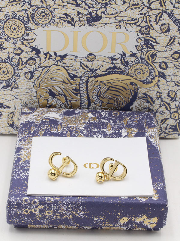 حلق ديور ون بول لوقو حلق dior