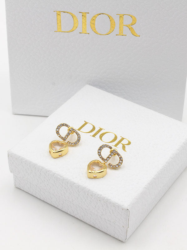 حلق ديور هارت لوقو حلق dior