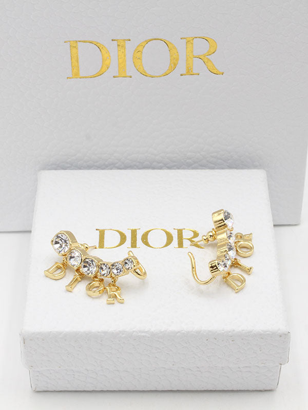حلق ديور خلف الاذن لوقو حلق dior
