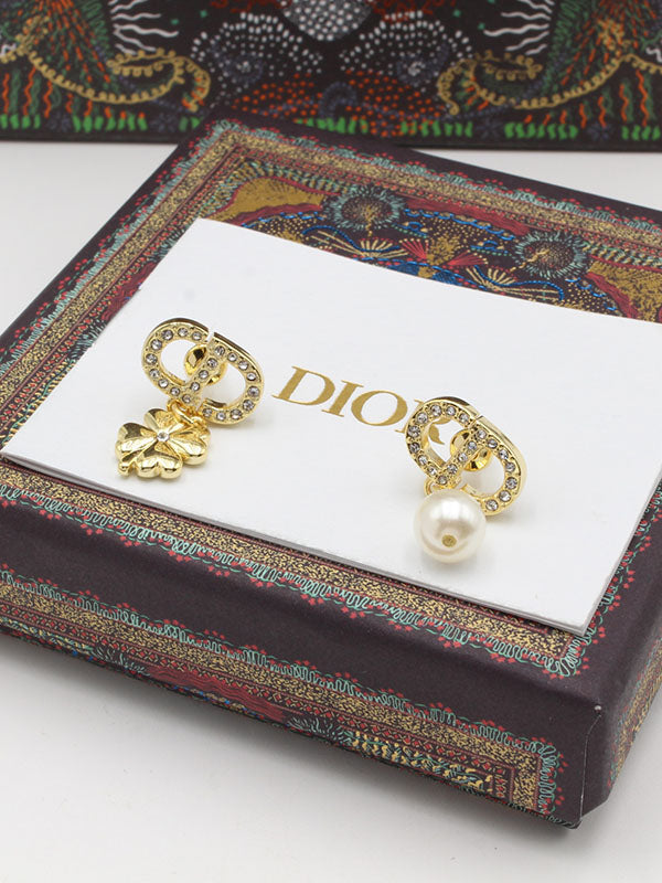 حلق ديور فلارو اند بيرل لوقو حلق dior