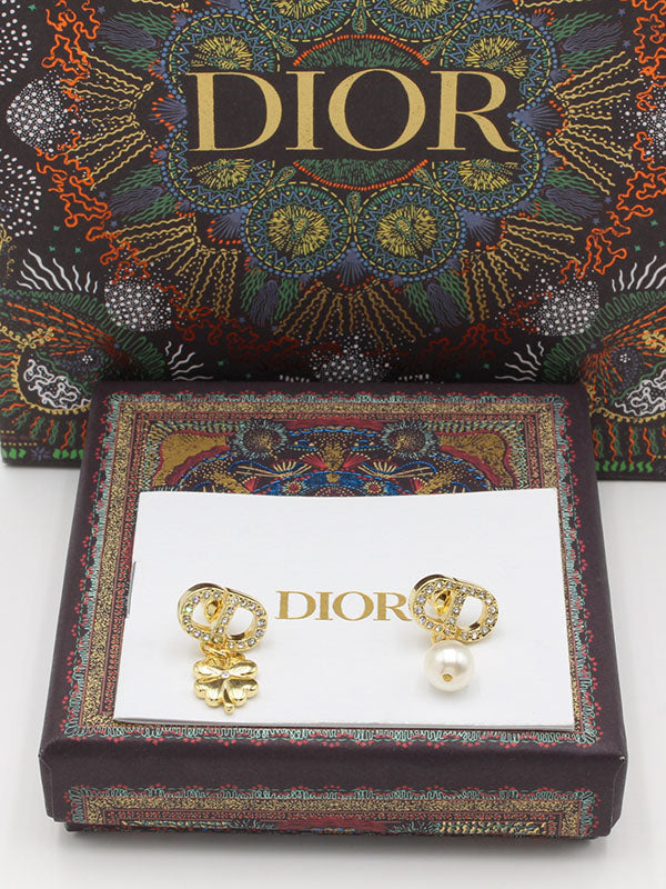 حلق ديور فلارو اند بيرل لوقو حلق dior
