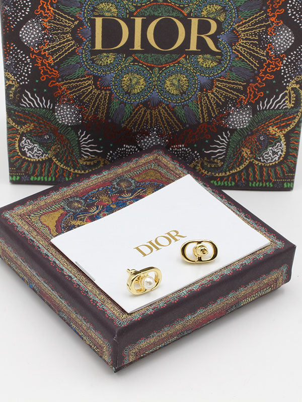 حلق ديور لول صغير لوقو حلق dior