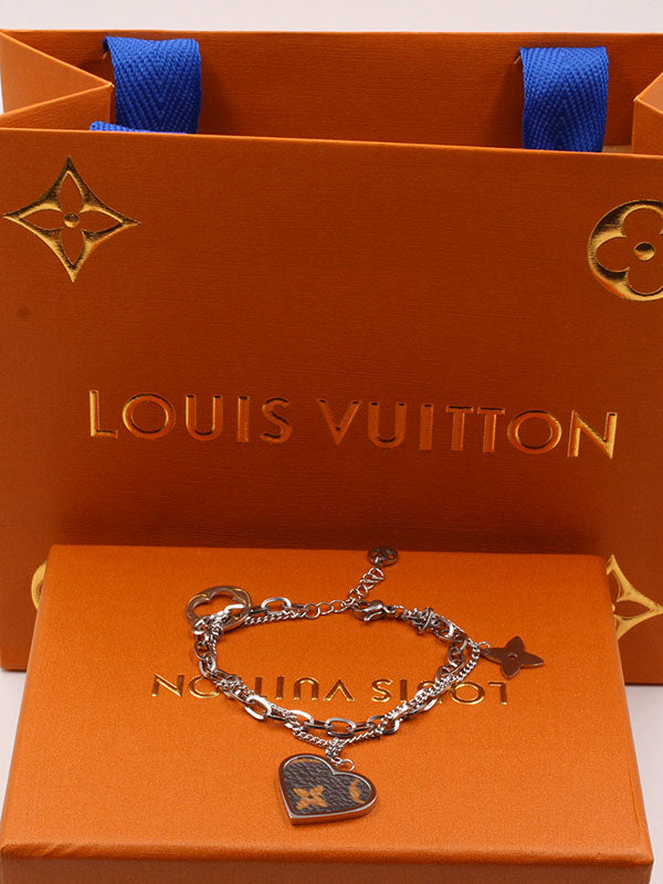 اسوارة لويس فيتون براون هارت اسواره louis vuitton فضي
