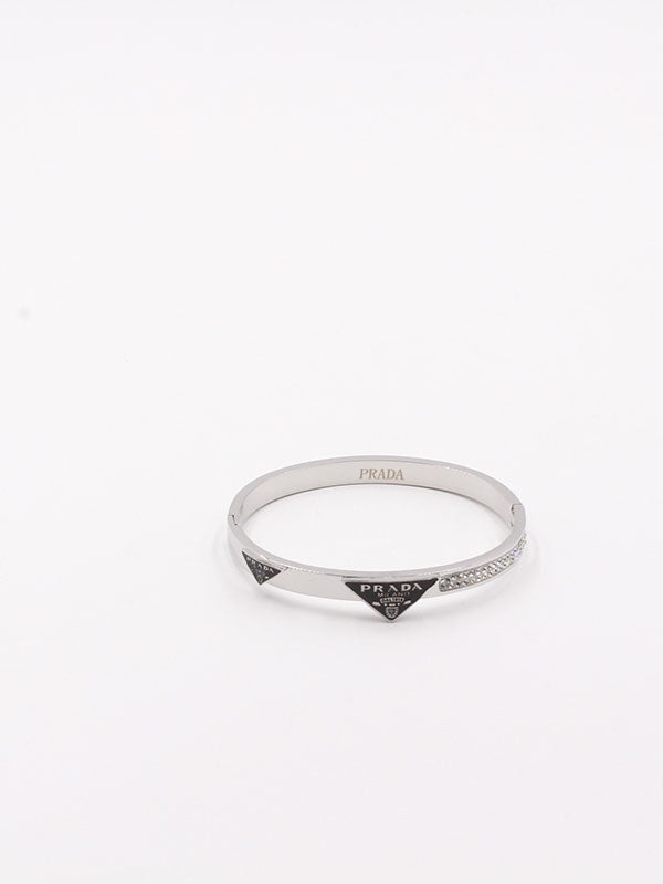 اسواره برادا بانقل لوقو اسواره brada