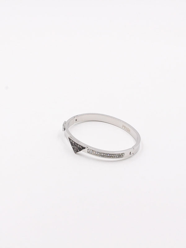 اسواره برادا بانقل لوقو اسواره brada