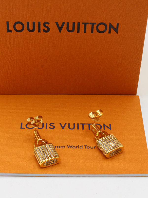حلق لويس فيتون نيو كي زركون لوقو حلق louis vuitton