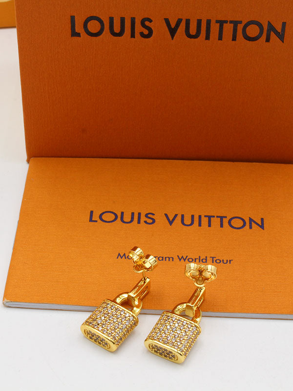 حلق لويس فيتون نيو كي زركون لوقو حلق louis vuitton