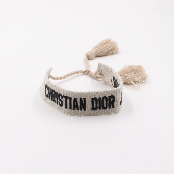اسوارة كريستيان ديور اسواره dior