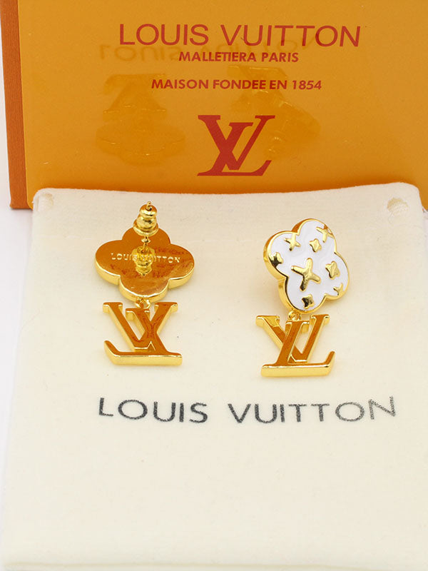 حلق لويس فيتون فلاور وايت لوقو كبير حلق louis vuitton ذهبي