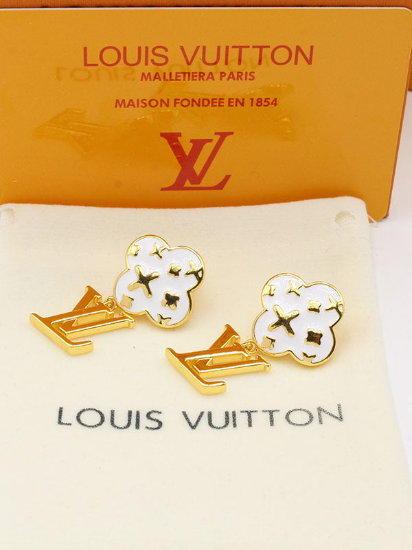 حلق لويس فيتون فلاور وايت لوقو كبير حلق louis vuitton