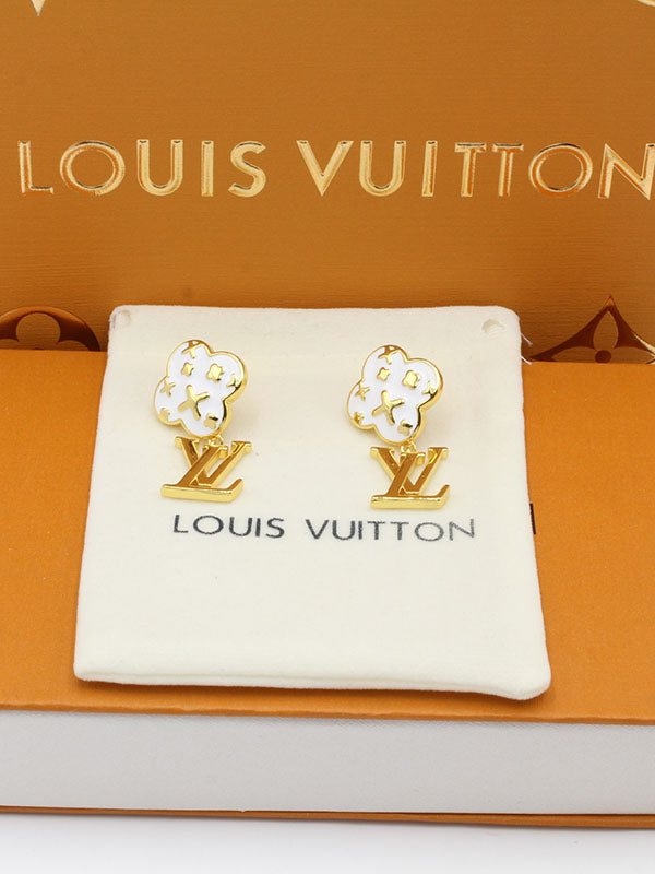 حلق لويس فيتون فلاور وايت لوقو كبير حلق louis vuitton