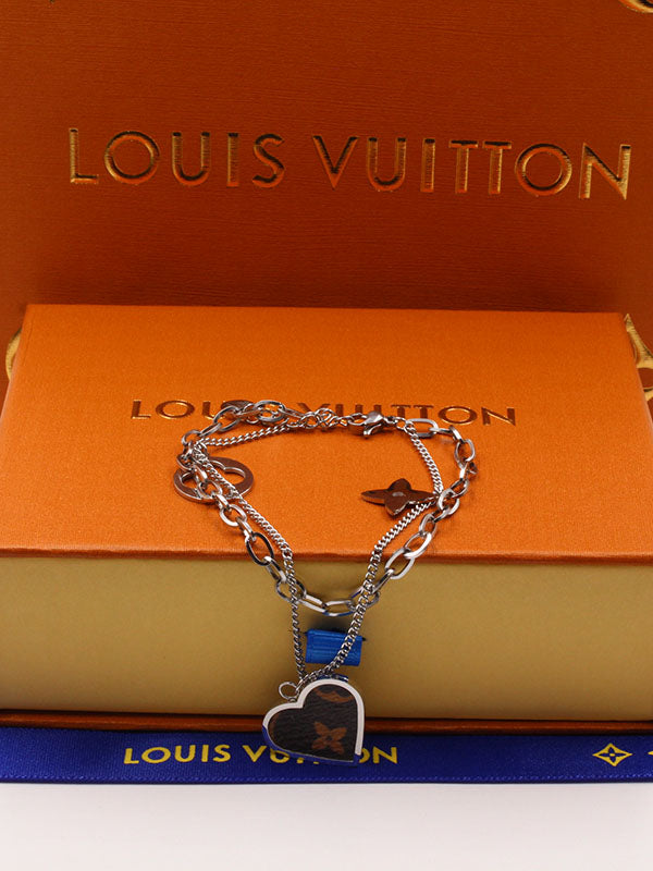 اسوارة لويس فيتون براون هارت اسواره louis vuitton