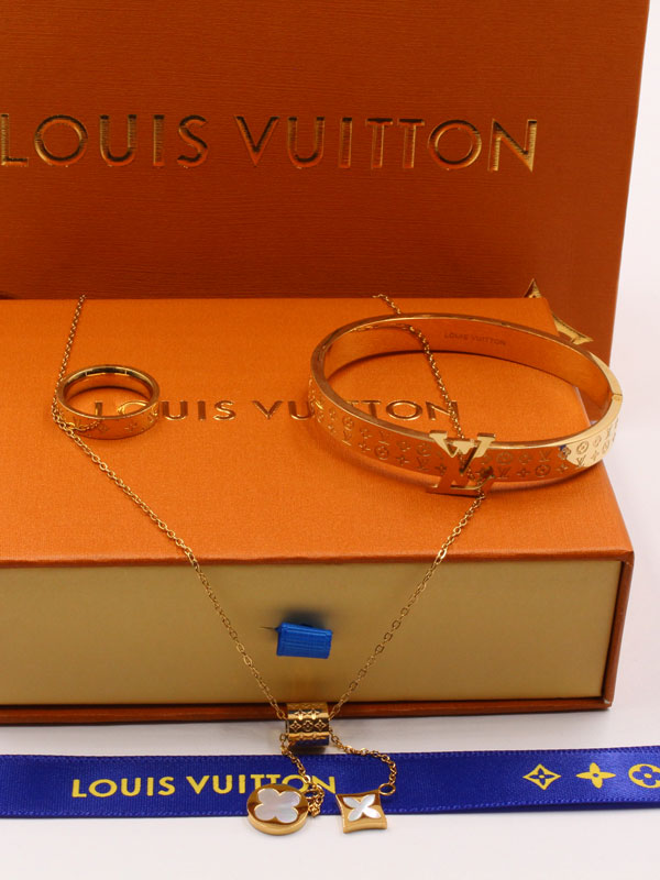 طقم لويس فيتون صدفي 4 قطع اطقم louis vuitton