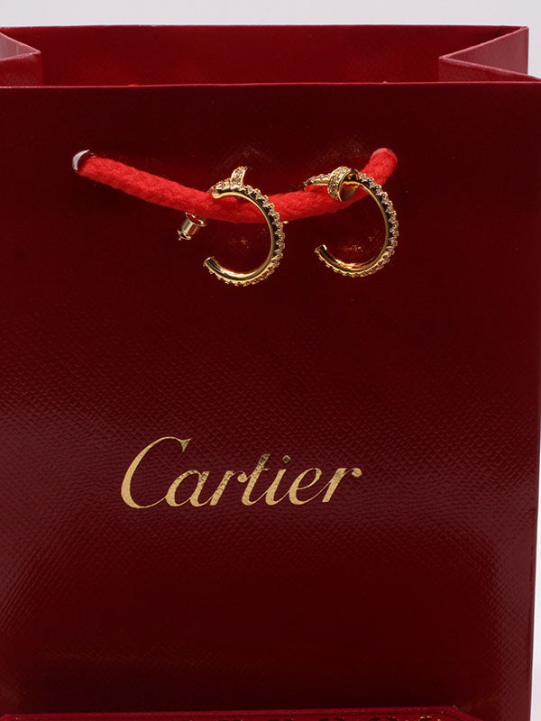 حلق كارتير مسمار زركون وسط حلق CARTIER ذهبي