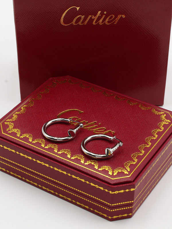 حلق كارتير مدور وسط حلق CARTIER