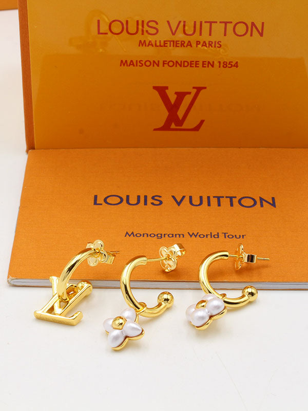 حلق لويس فيتون 3 قطع فلاورز لوقو حلق louis vuitton ذهبي