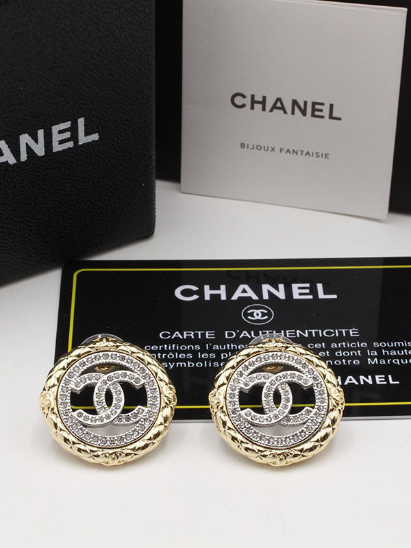 حلق شانيل مكس كلرز كريستال لوقو حلق chanel