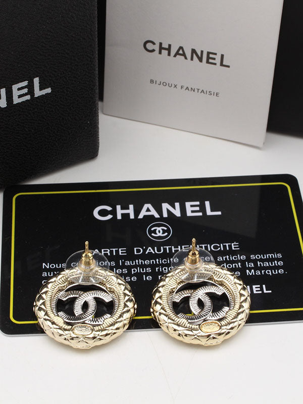 حلق شانيل مكس كلرز كريستال لوقو حلق chanel