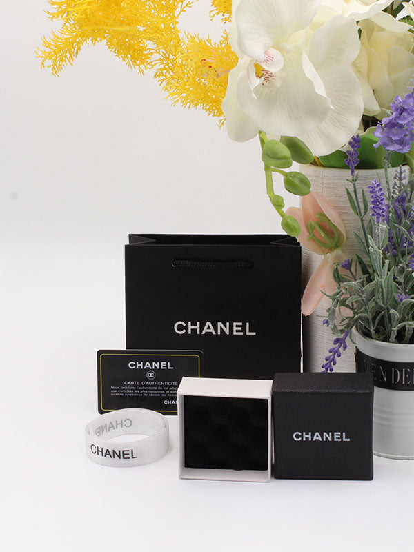 ملحقات شانيل للاكسسوارات هدايا chanel