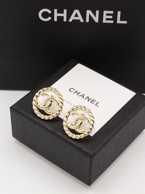حلق شانيل ميتال قولد لوقو حلق chanel