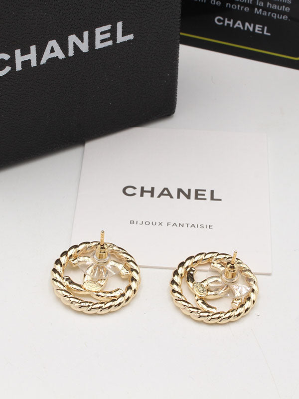 حلق شانيل ميتال قولد لوقو حلق chanel