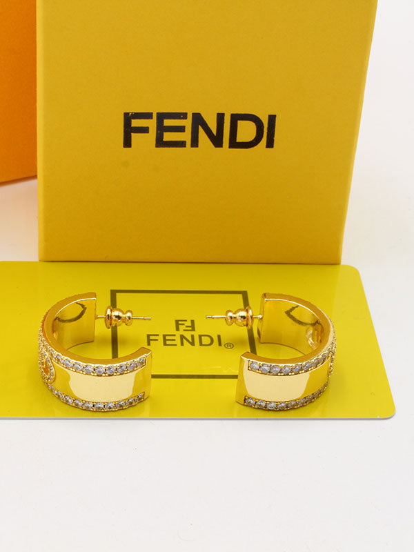 حلق فندي مدور زركون لوقو وسط حلق fendi