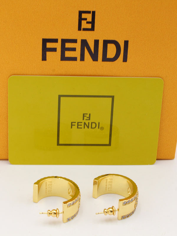 حلق فندي مدور زركون لوقو وسط حلق fendi