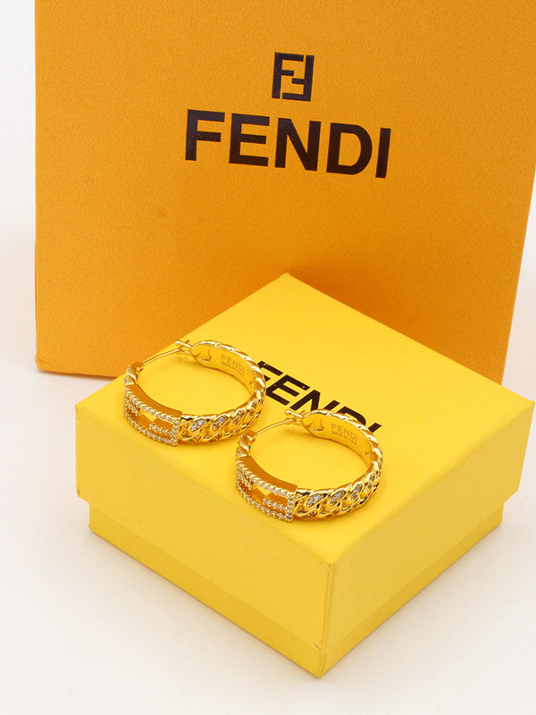 حلق فندي ميتال وسط زركون لوقو حلق fendi