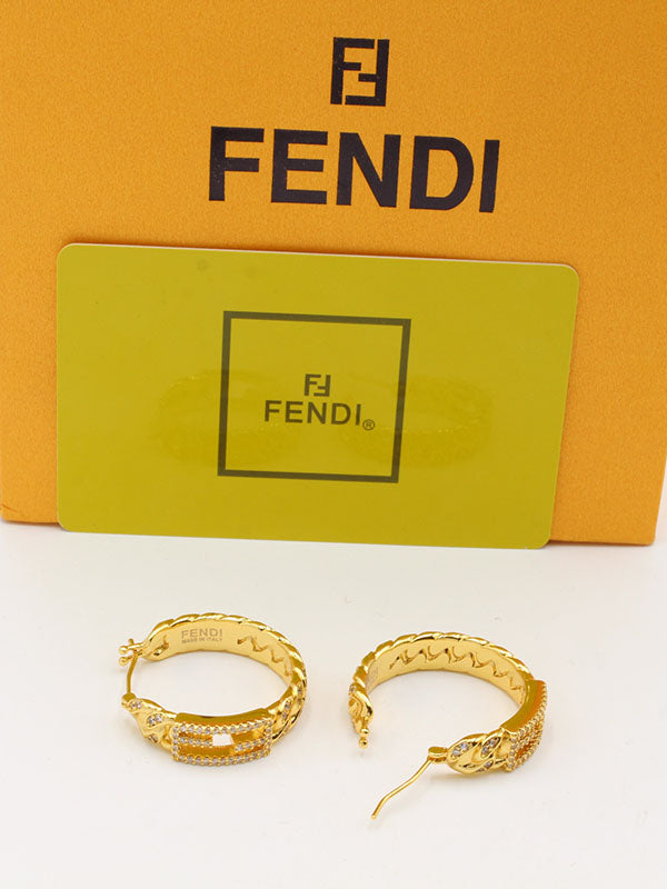حلق فندي ميتال وسط زركون لوقو حلق fendi