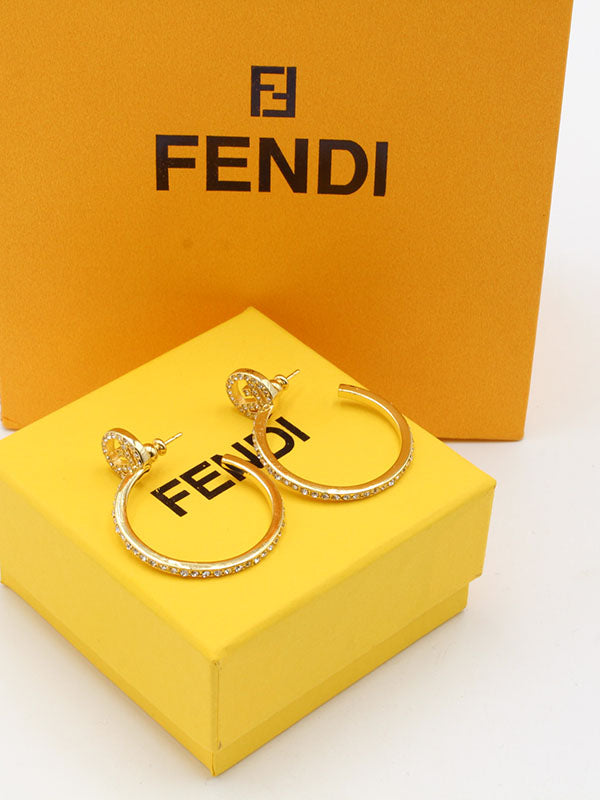 حلق فندي زركون وسط لوقو ذهبي حلق fendi