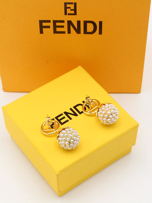حلق فندي بيرل بول لوقو حلق fendi