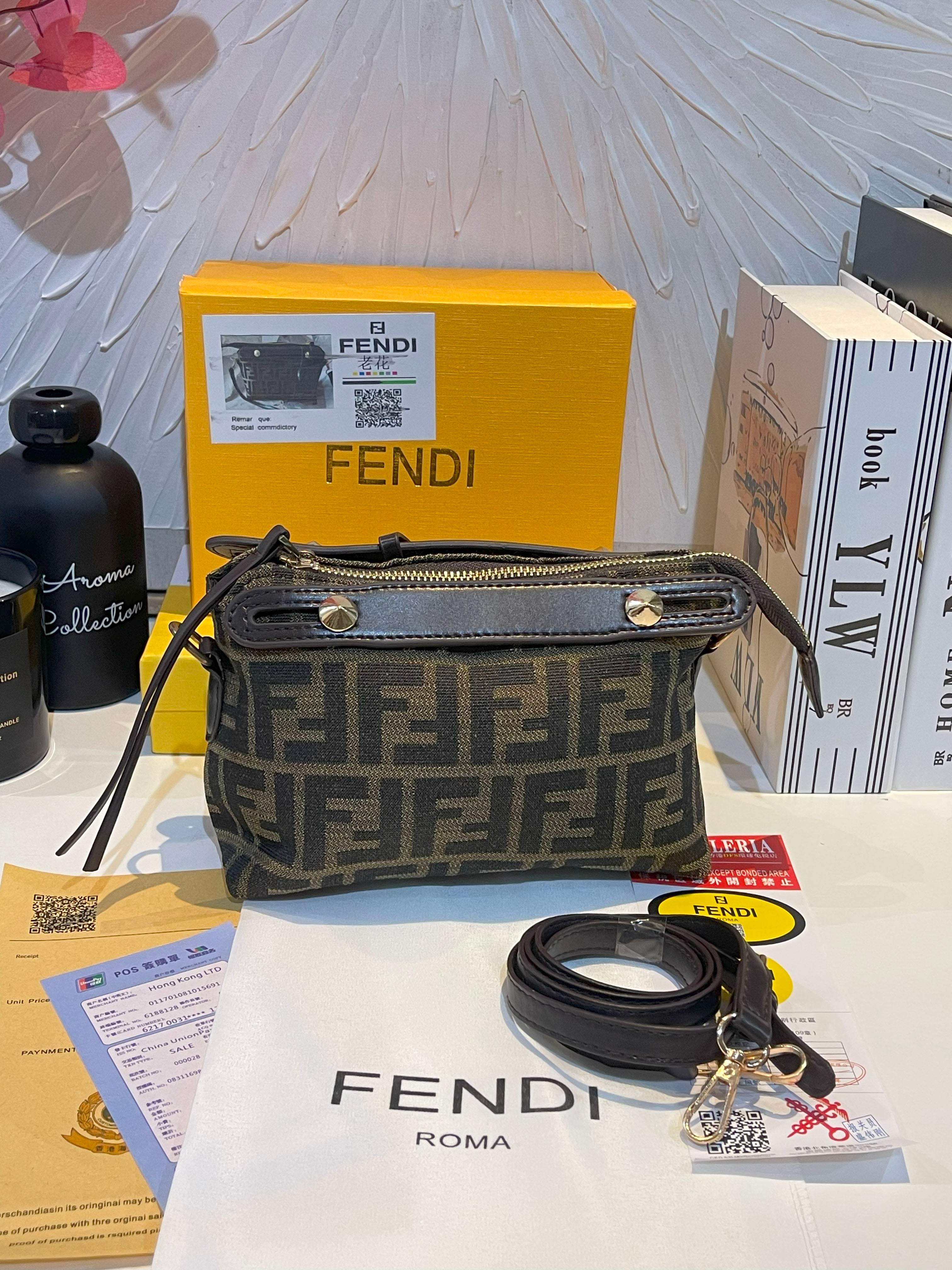 شنطة فندي بنية صغيرة شنط وحقائب fendi bags