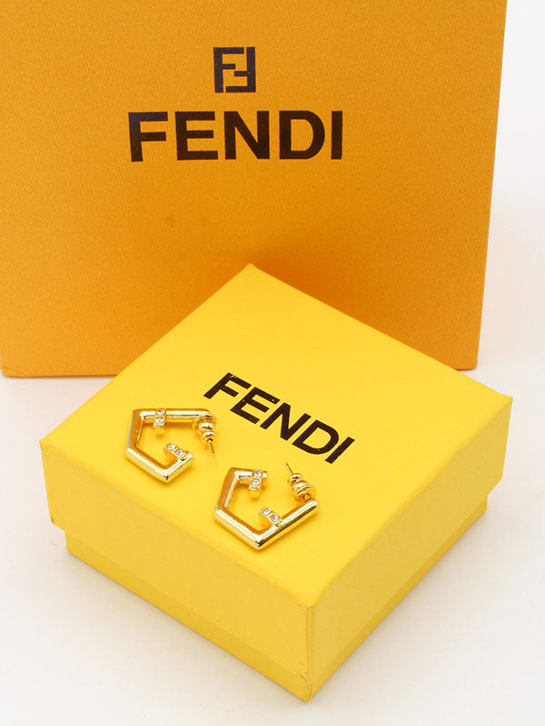 حلق فندي جيومترك لوقو حلق fendi