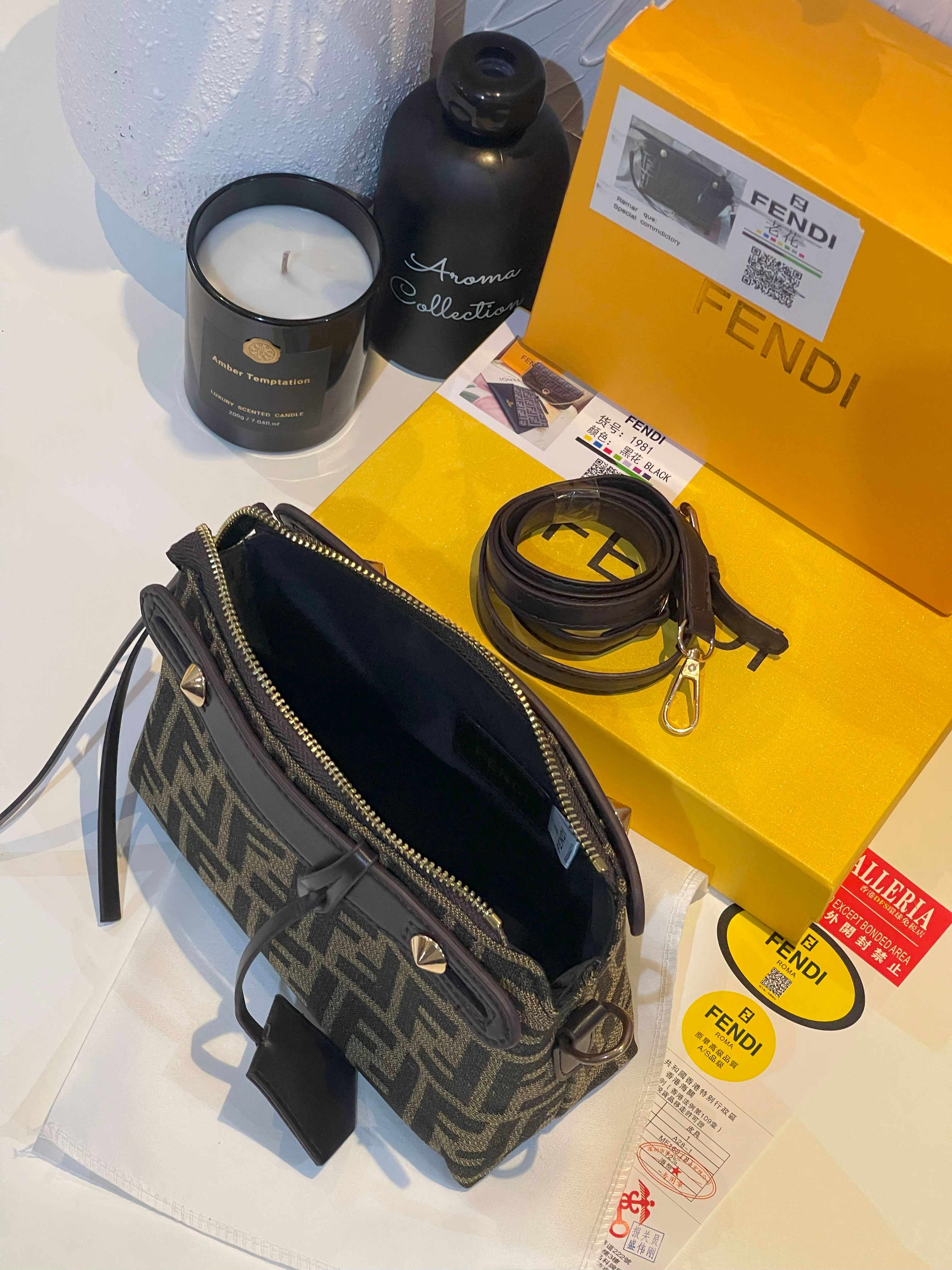 شنطة فندي بنية صغيرة شنط وحقائب fendi bags