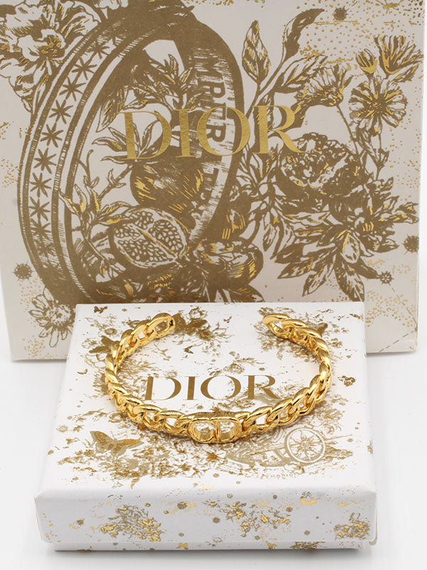 اسواره ديور بانقل ذهبي اسواره dior