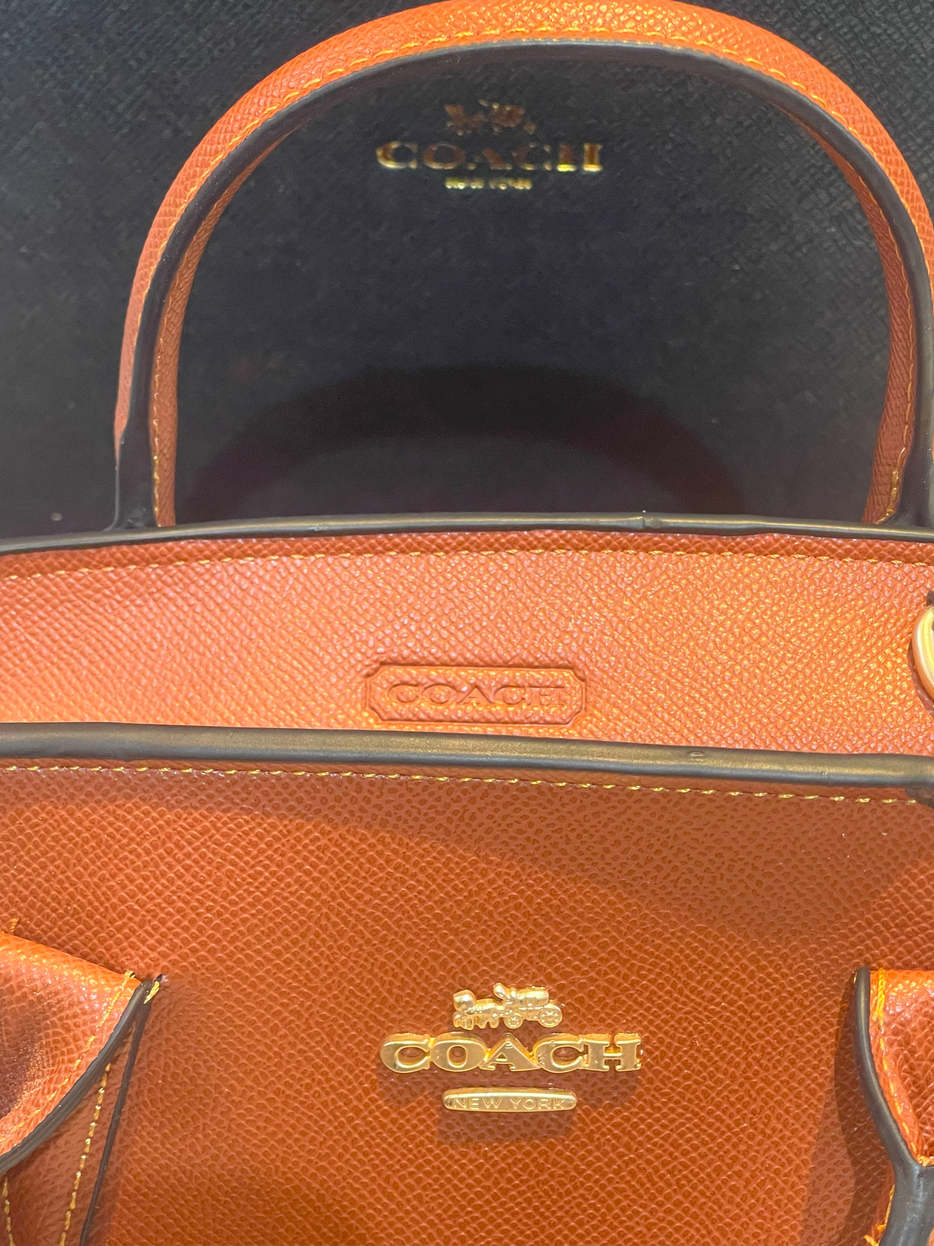 شنطة كوتش رقيلور متوسطه الحجم شنط وحقائب coach bags