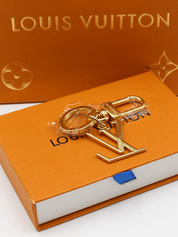 ميدالية لويس فيتون كي لوقو ميدالية louis vuitton