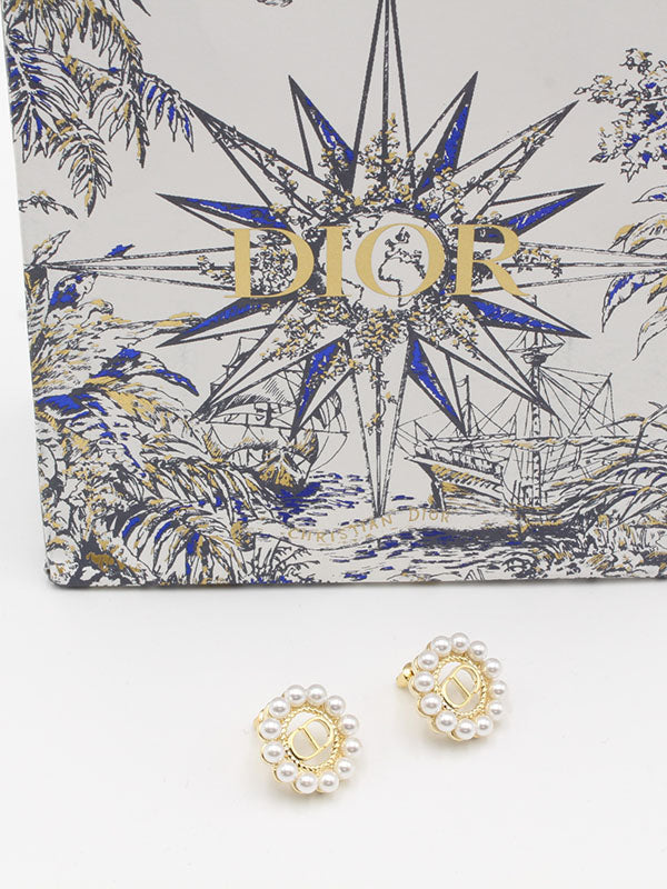 حلق ديور لولو مدور حلق dior
